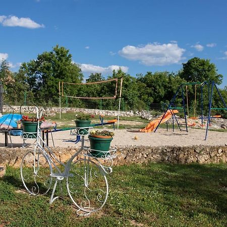 Holiday Home Sego With Private Pool Veliki Brocanac Exterior foto